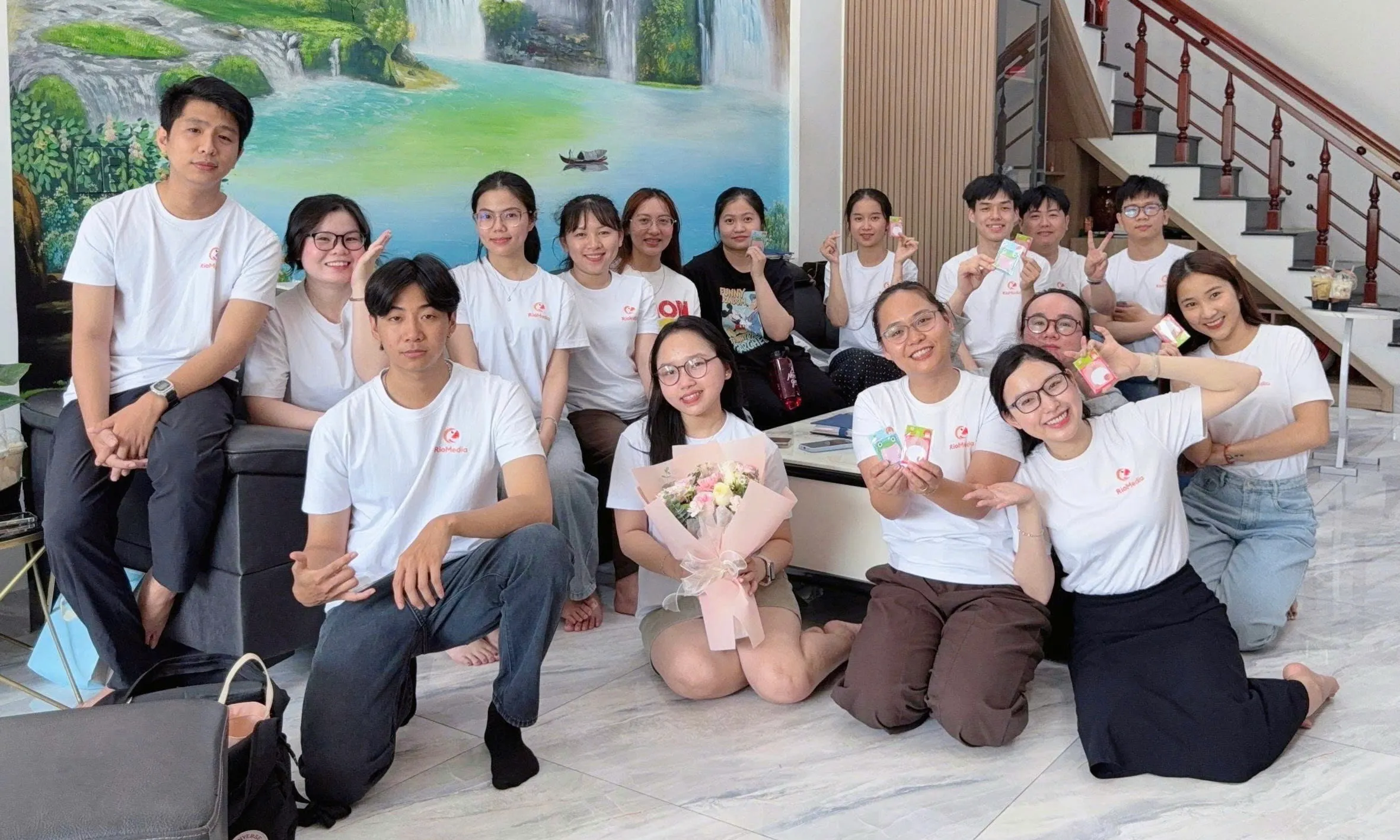 Tập thể DIMACO trong tà áo dài truyền thống
