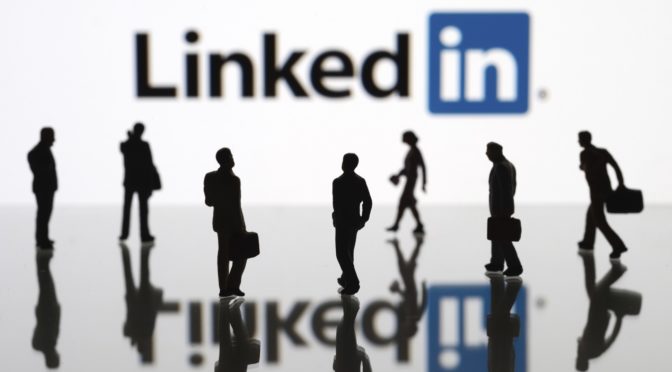 LinkedIn - Chìa khóa tìm kiếm khách hàng tiềm năng